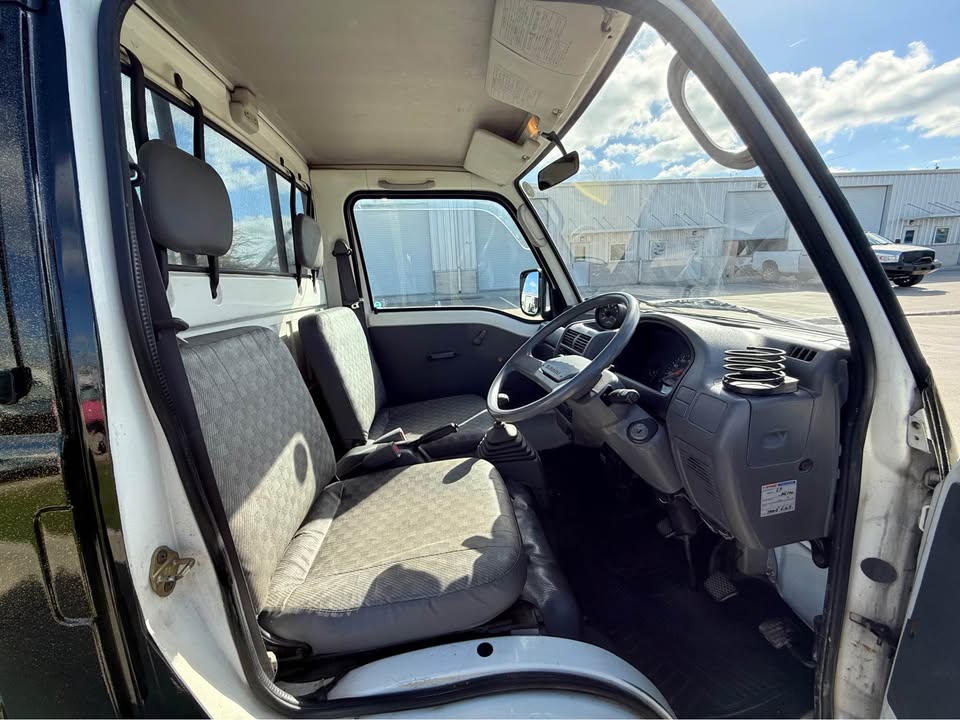 Subaru sambar 4wd supercharged 5-speed - Image 6